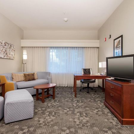 Courtyard By Marriott Palmdale Otel Dış mekan fotoğraf