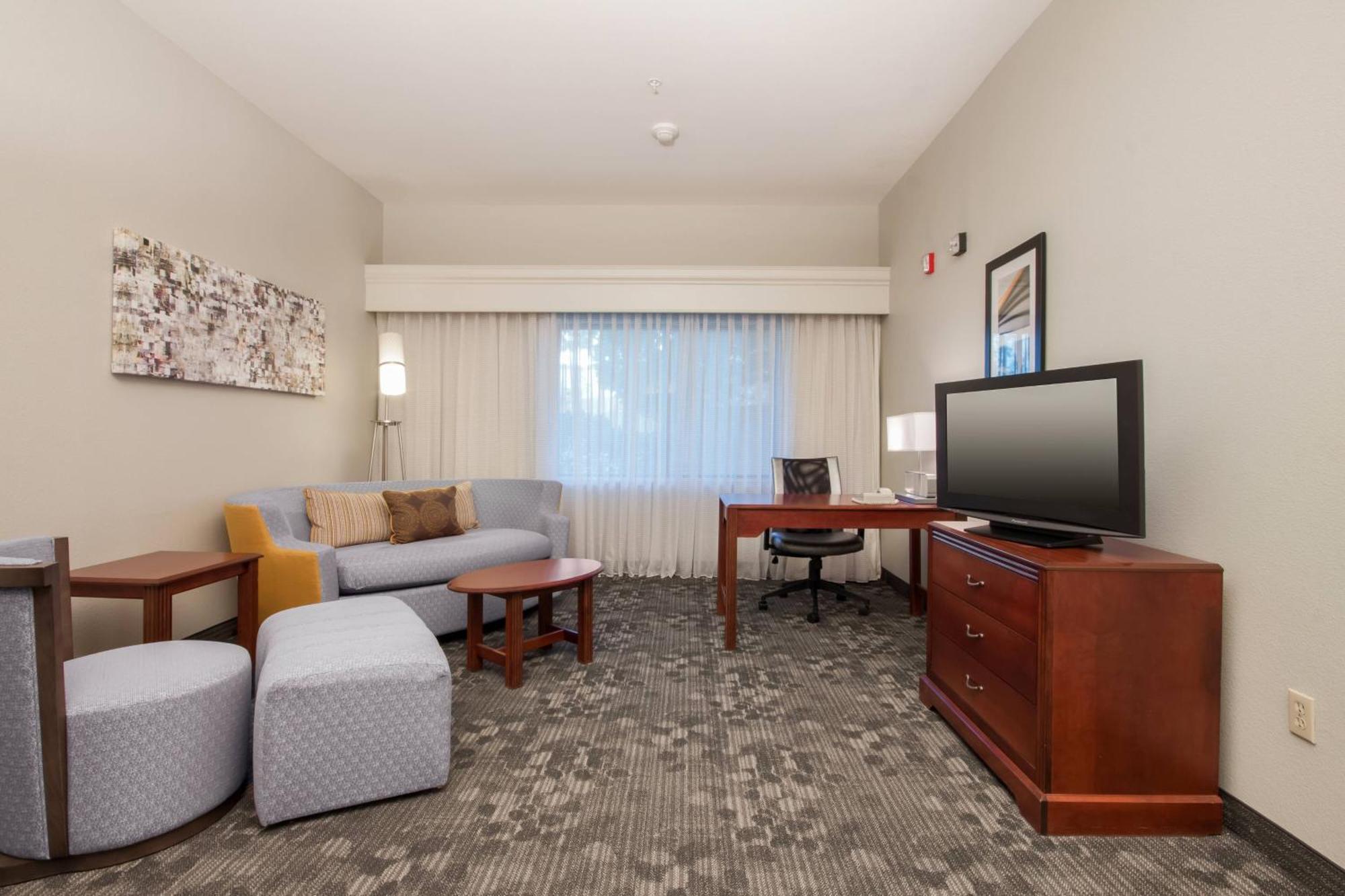 Courtyard By Marriott Palmdale Otel Dış mekan fotoğraf
