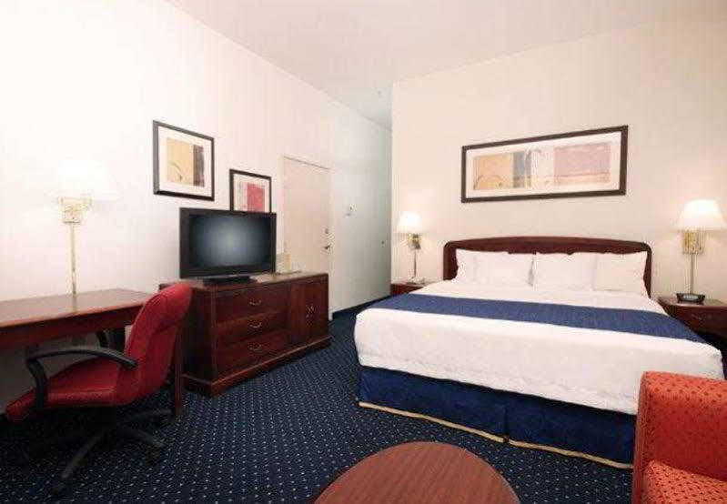 Courtyard By Marriott Palmdale Otel Dış mekan fotoğraf
